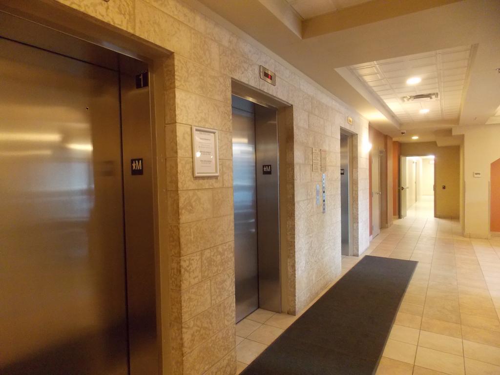 Condo Fastlane In Tarjan Pointe
