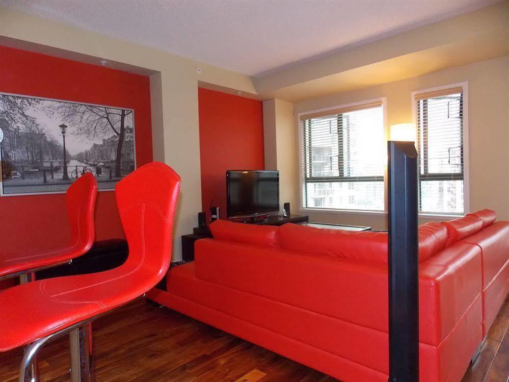 Fastlane In Tarjan Pointe * Calgary